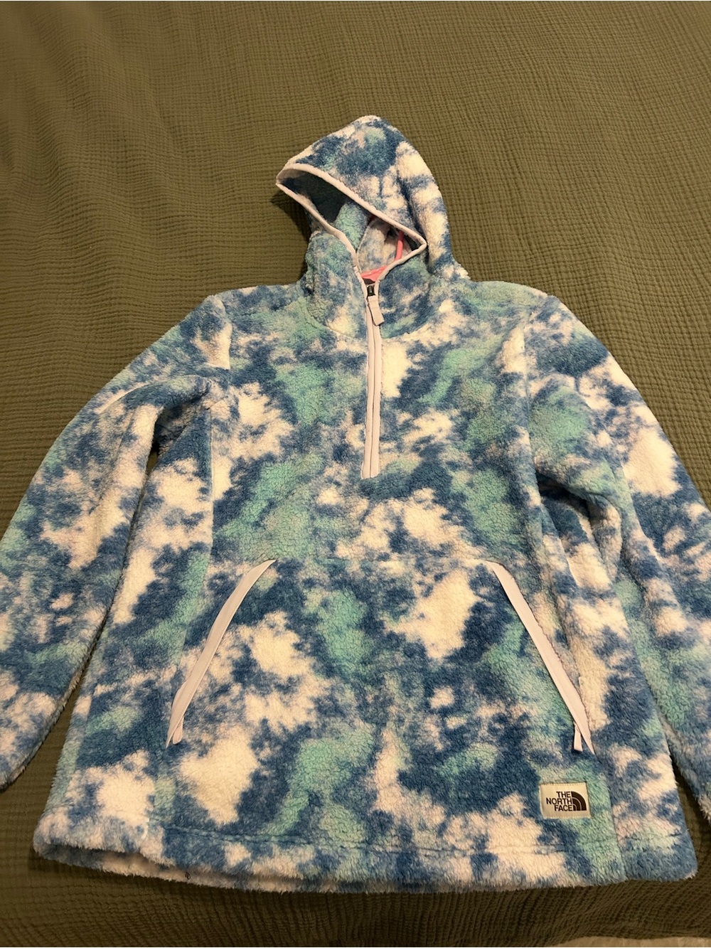 The North Face Blue White Cloud-Print Fleece Pullover Hoodie